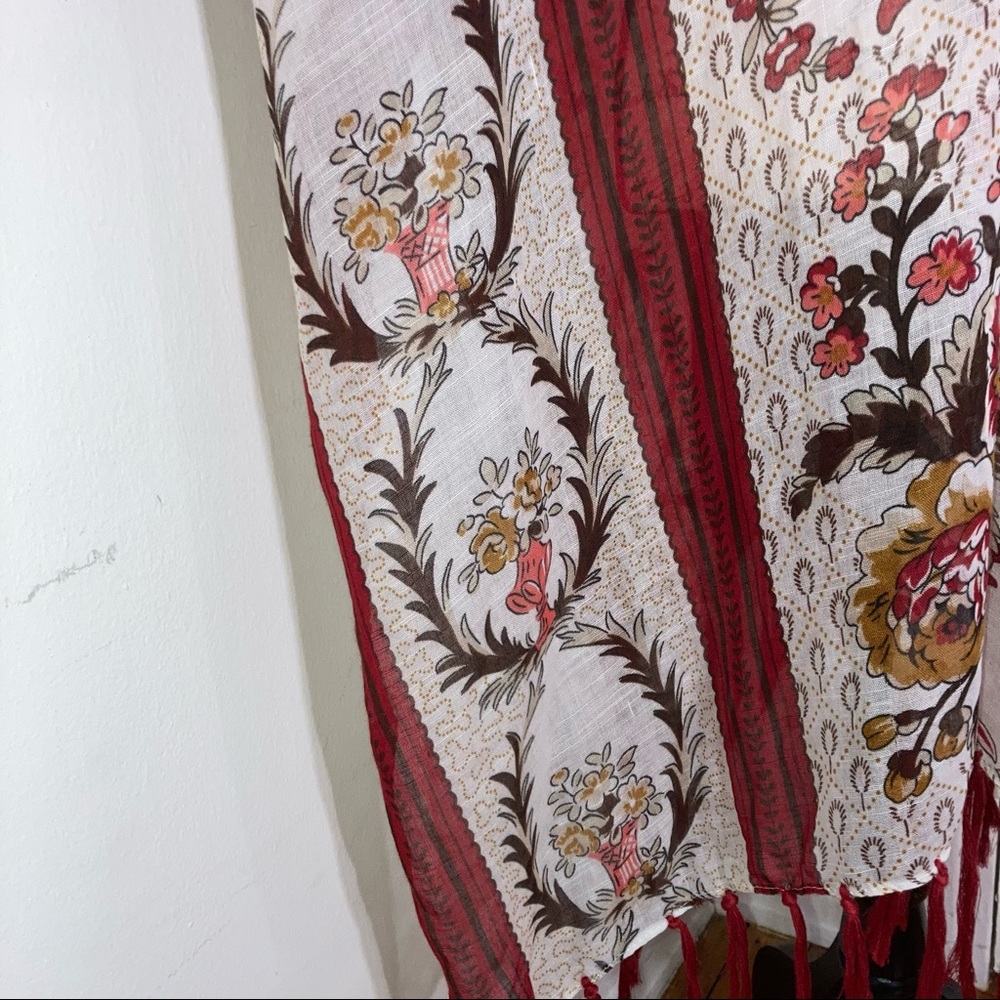 Floral Vase Botanical Flowers Print Sheer Cover Up with Fringe Red Stripes NWT - Picture 3 of 9